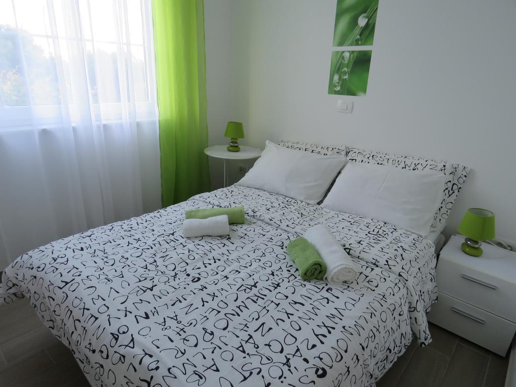 Apartments Villa Urbajs Vrsar Ngoại thất bức ảnh