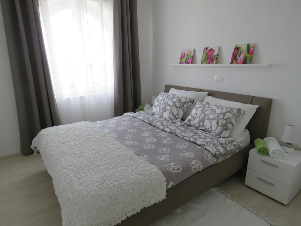 Apartments Villa Urbajs Vrsar Ngoại thất bức ảnh