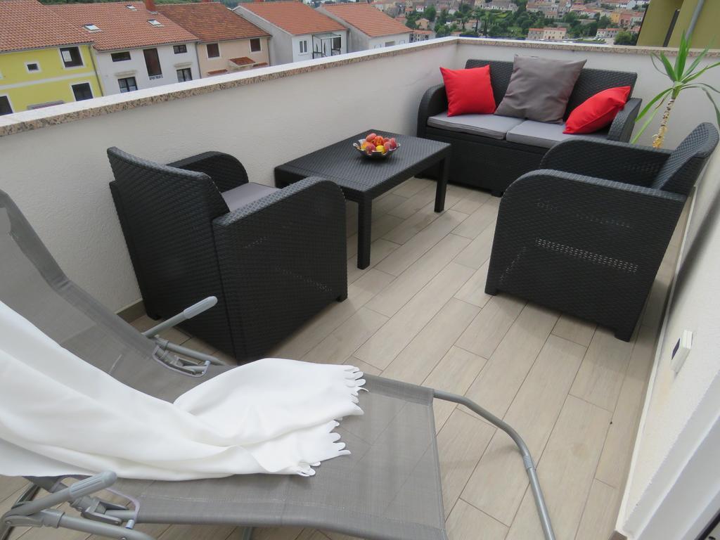 Apartments Villa Urbajs Vrsar Ngoại thất bức ảnh