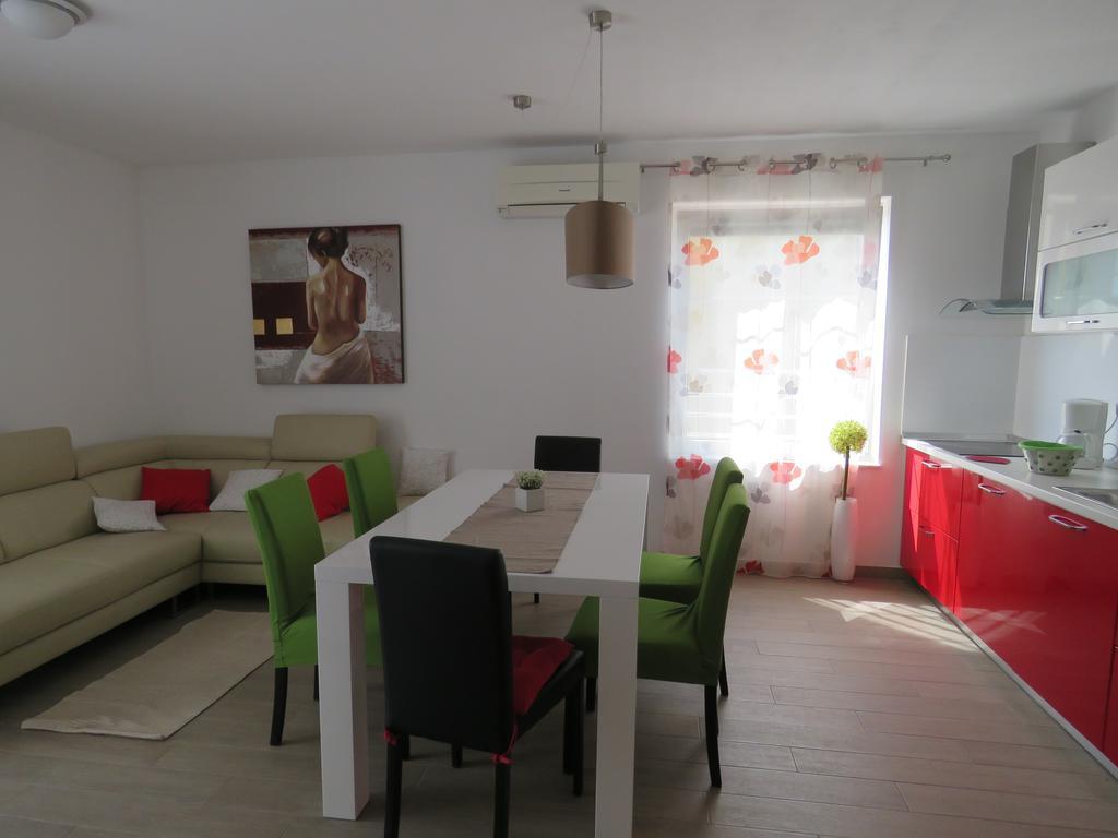 Apartments Villa Urbajs Vrsar Phòng bức ảnh