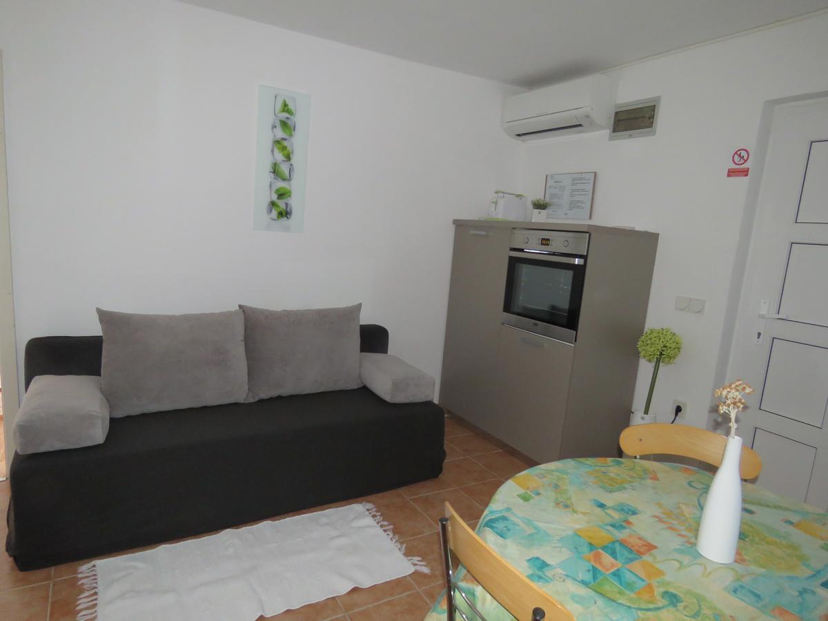 Apartments Villa Urbajs Vrsar Ngoại thất bức ảnh